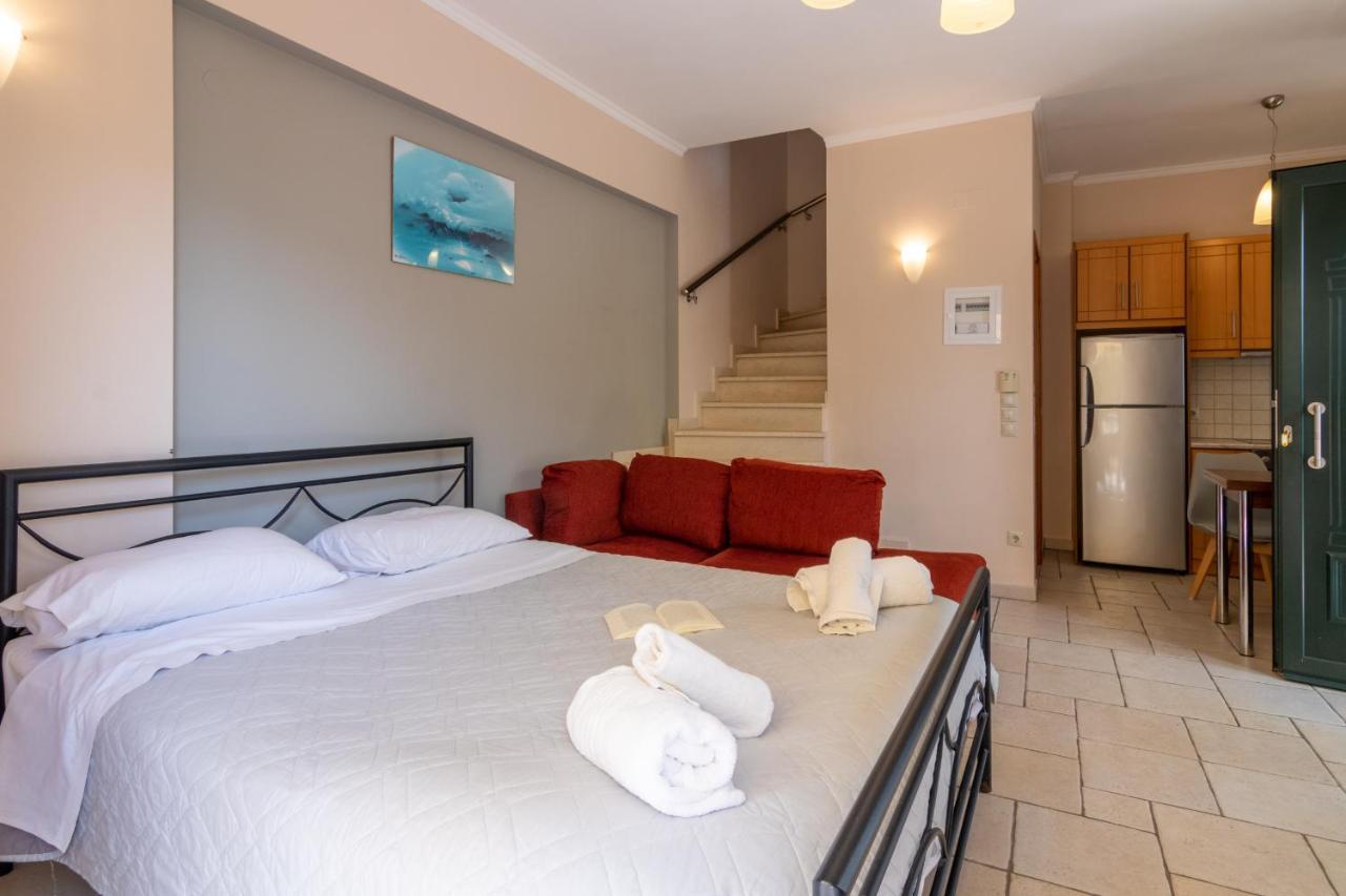 Santa Emelia Aparthotel Vasiliki  Exterior photo