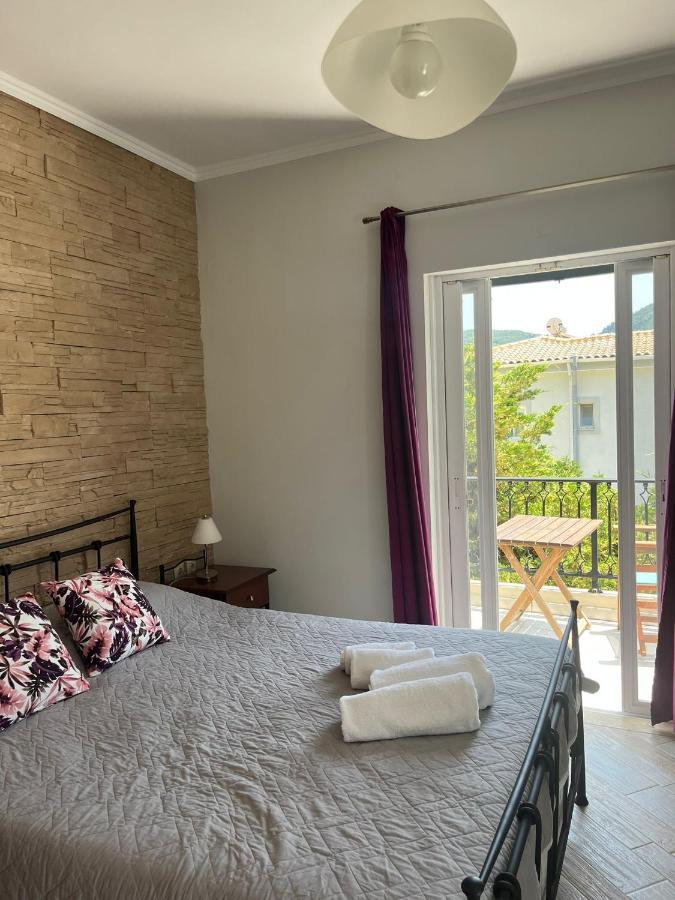 Santa Emelia Aparthotel Vasiliki  Exterior photo