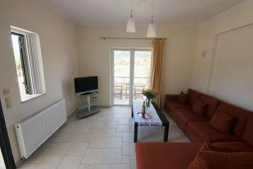 Santa Emelia Aparthotel Vasiliki  Exterior photo